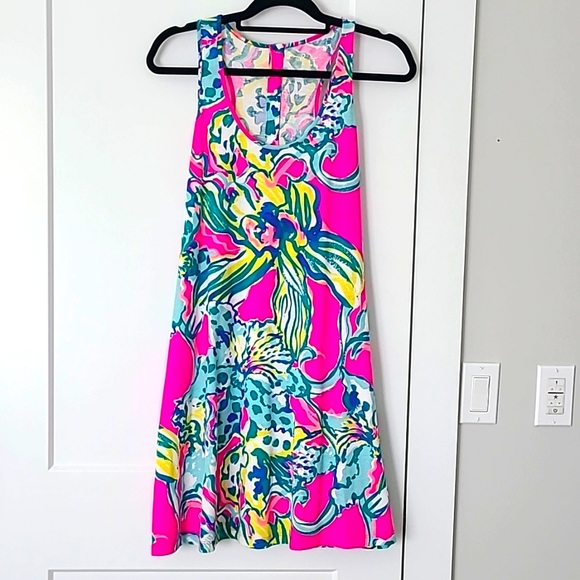 Lilly Pulitzer Dresses & Skirts - Lilly Pulitzer dress/cover up size small
